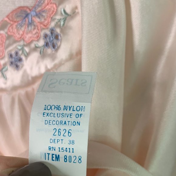 NWT Vintage Shadowline Night Shirt Long-Sleeve with Floral Embroidered Neckline - Picture 8 of 10